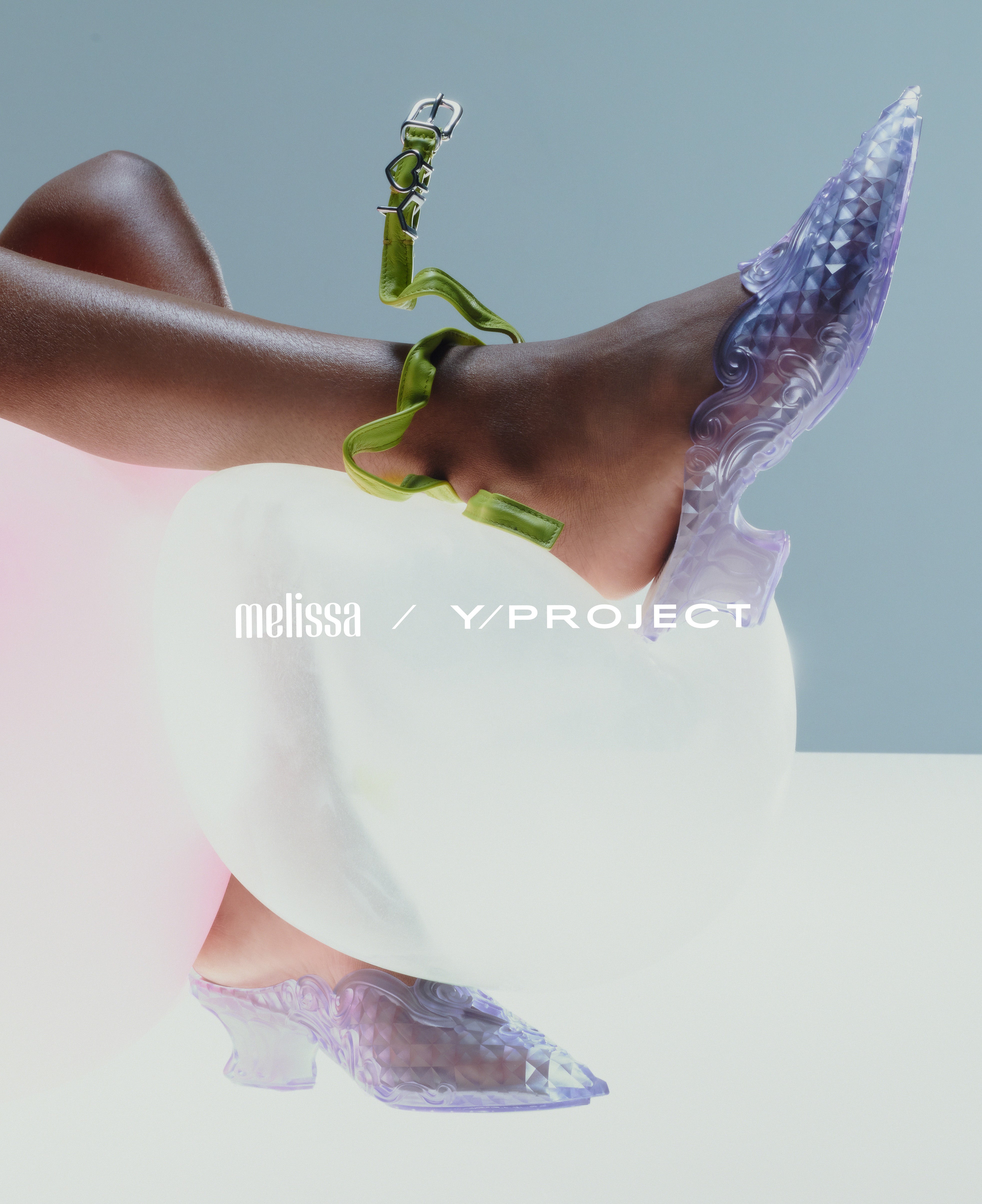 Un pas vers l'art et la mode : la collaboration entre Melissa et Y/Project
