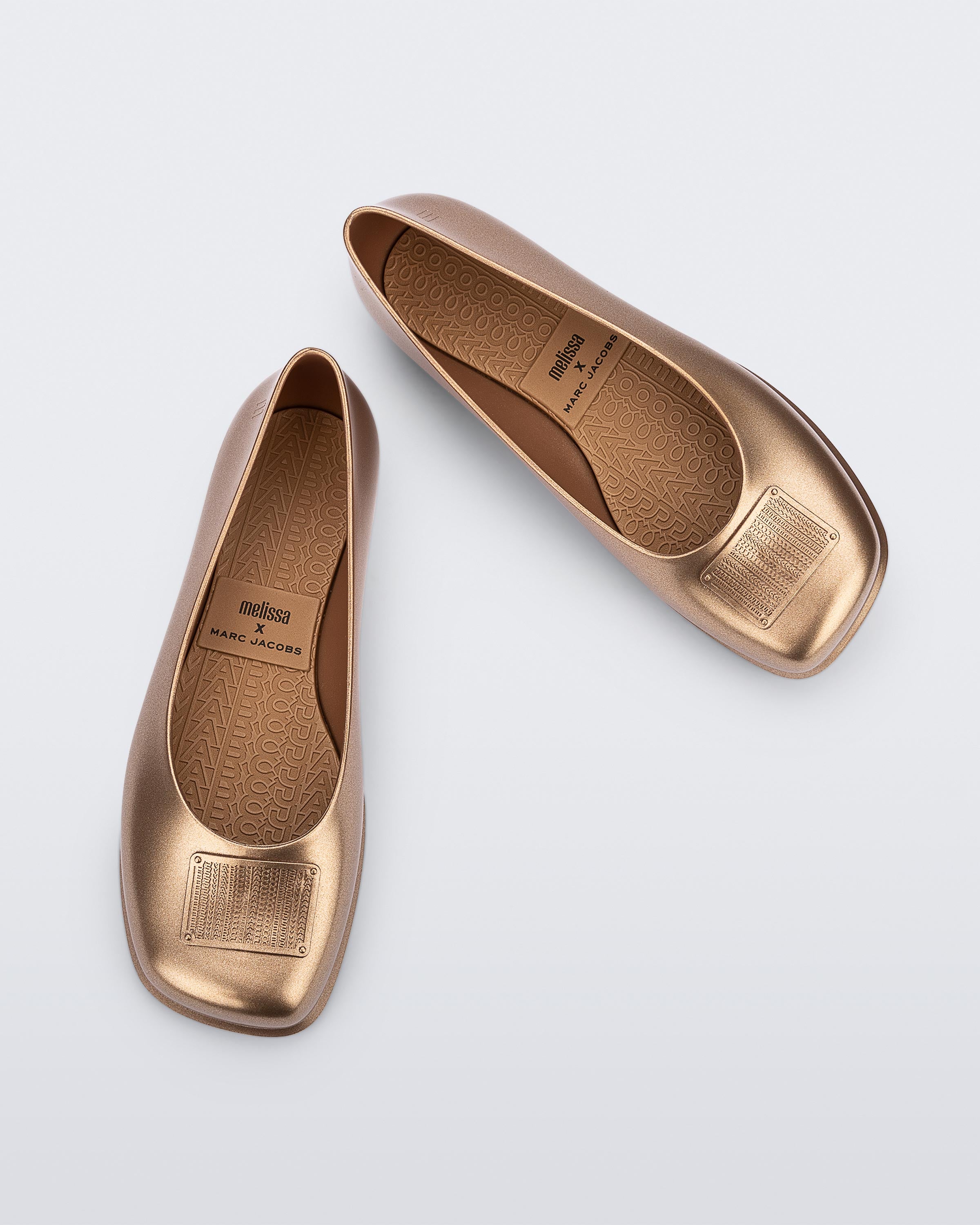 Melissa Ruby + Marc Jacobs - Gold/Beige