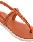 sandale plate orange pour femme